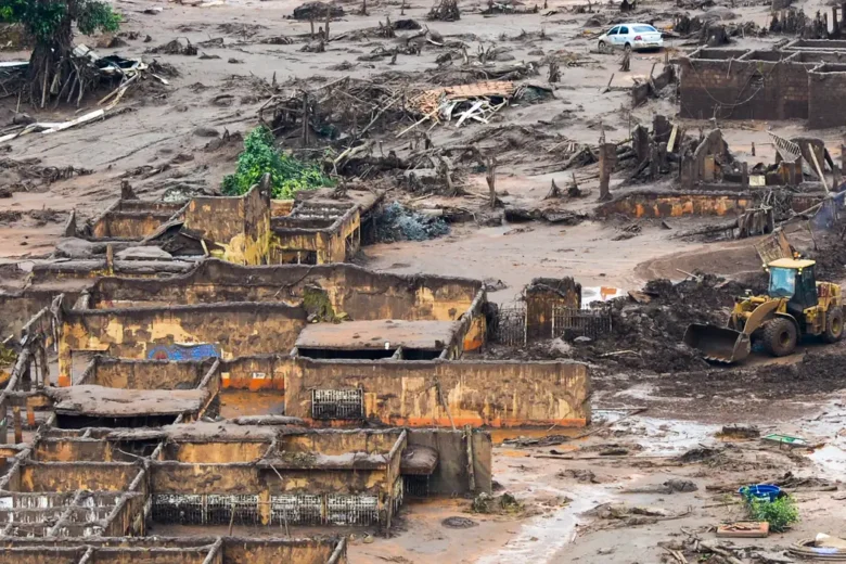 10 anos depois da tragédia de Mariana, governo de Minas Gerais avança em acordos